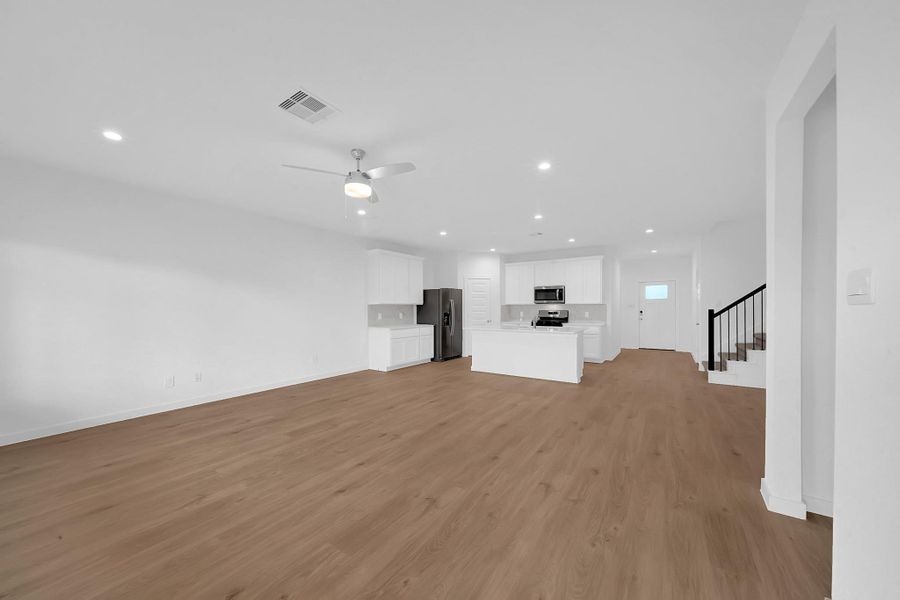 Spacious, unfurnished interior of a new home in Holly Ridge, Rosenberg (Image 19). Spacious, unfurnished interior of a new home in Holly Ridge, Rosenberg (Image 19).