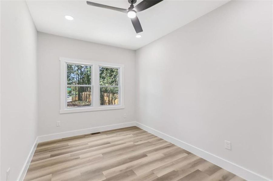 Spacious, unfurnished interior of a new home in , Atlanta (Image 43).