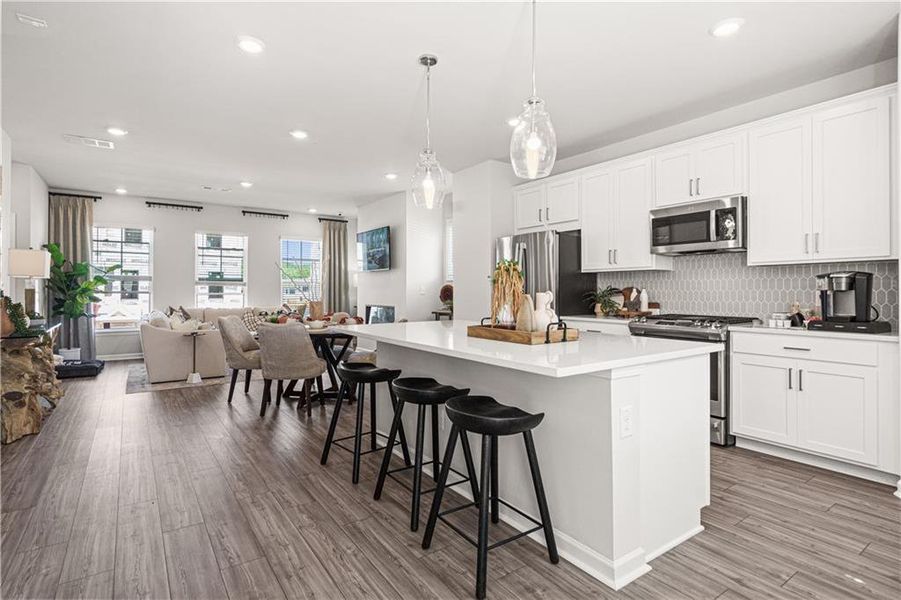 Furnished interior view inside a new home in Rosewood Farm, Lawrenceville (Image 6).