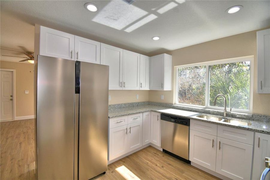 Furnished interior view inside a new home in , Lake Wales (Image 7).