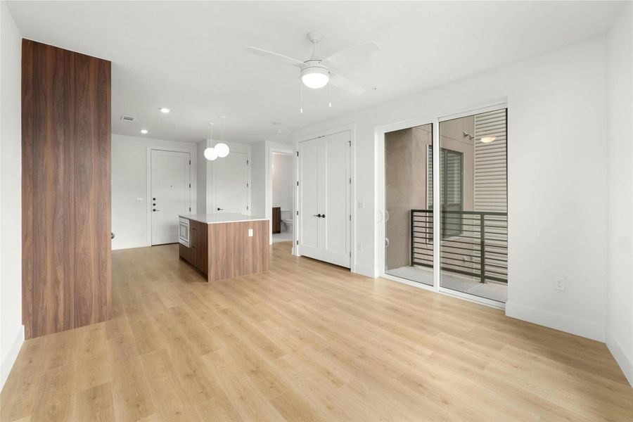 Spacious, unfurnished interior of a new home in , Austin (Image 16).