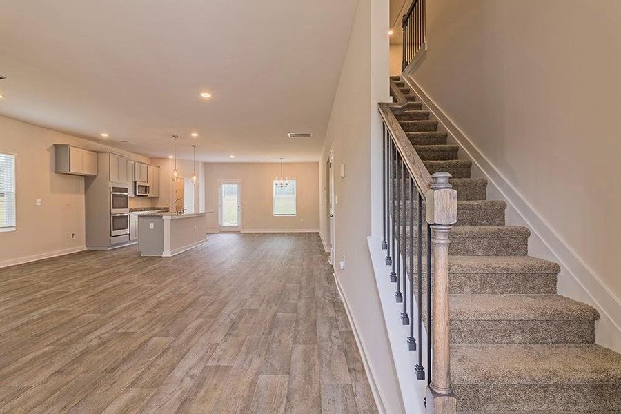 Spacious, unfurnished interior of a new home in The Woodlands Preserve, Jackson (Image 11).