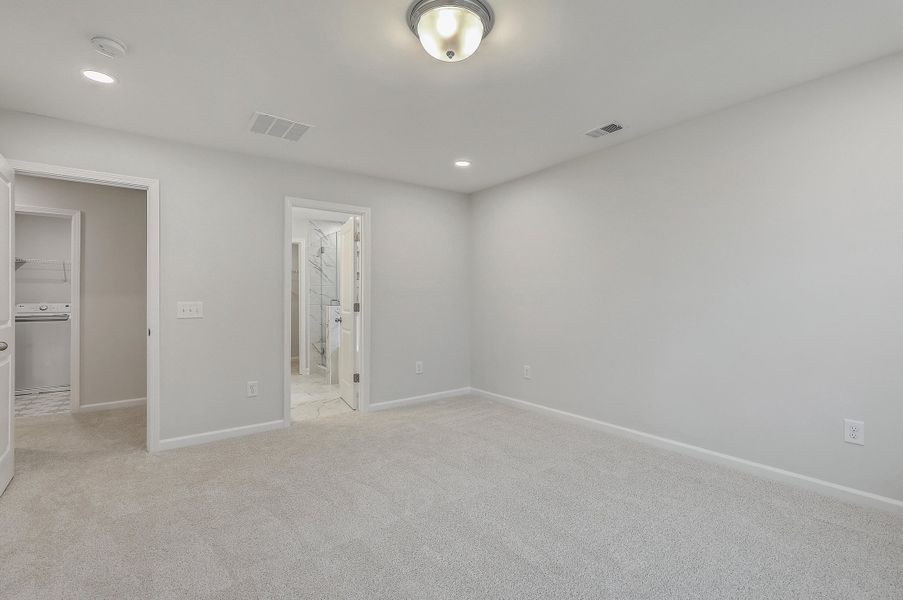 Spacious, unfurnished interior of a new home in Windsor Crossing, North Charleston (Image 18). Spacious, unfurnished interior of a new home in Windsor Crossing, North Charleston (Image 18).