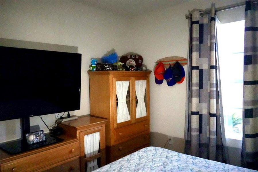 Furnished interior view inside a new home in , Port Charlotte (Image 41).