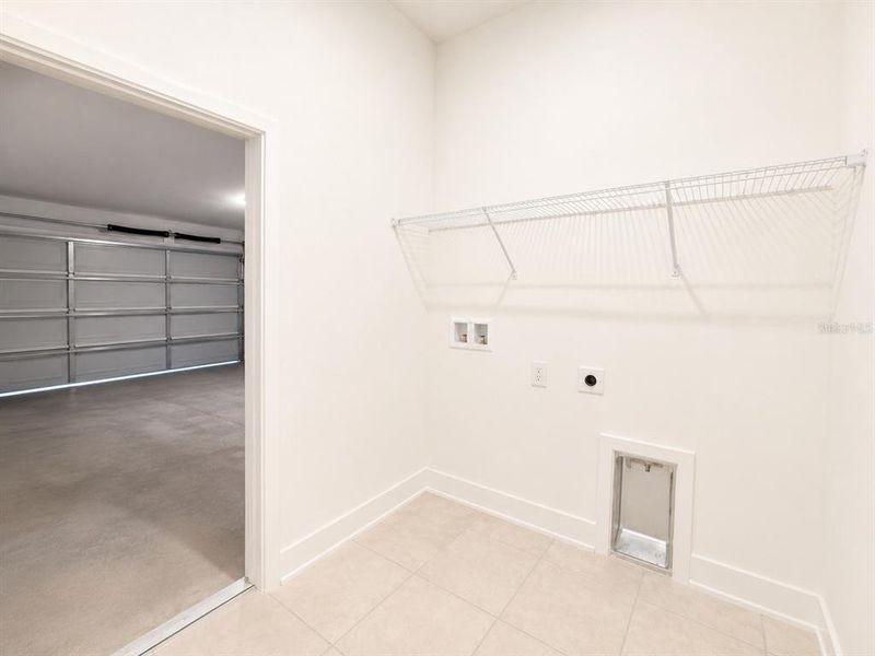 Spacious, unfurnished interior of a new home in , St. Cloud (Image 17).