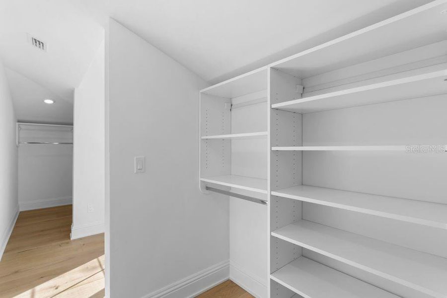 Spacious, unfurnished interior of a new home in , Tampa (Image 39). Spacious, unfurnished interior of a new home in , Tampa (Image 39).