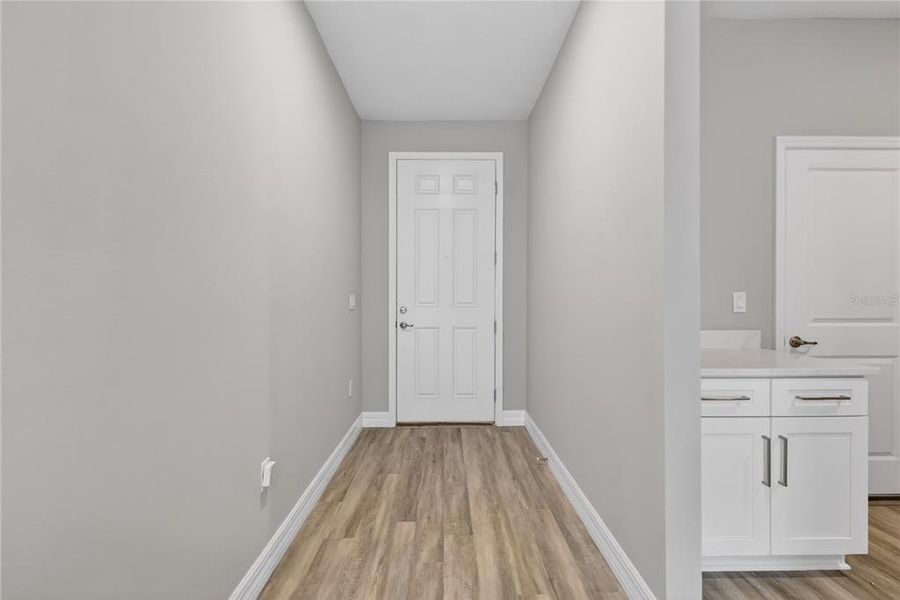 Spacious, unfurnished interior of a new home in , Eustis (Image 21).