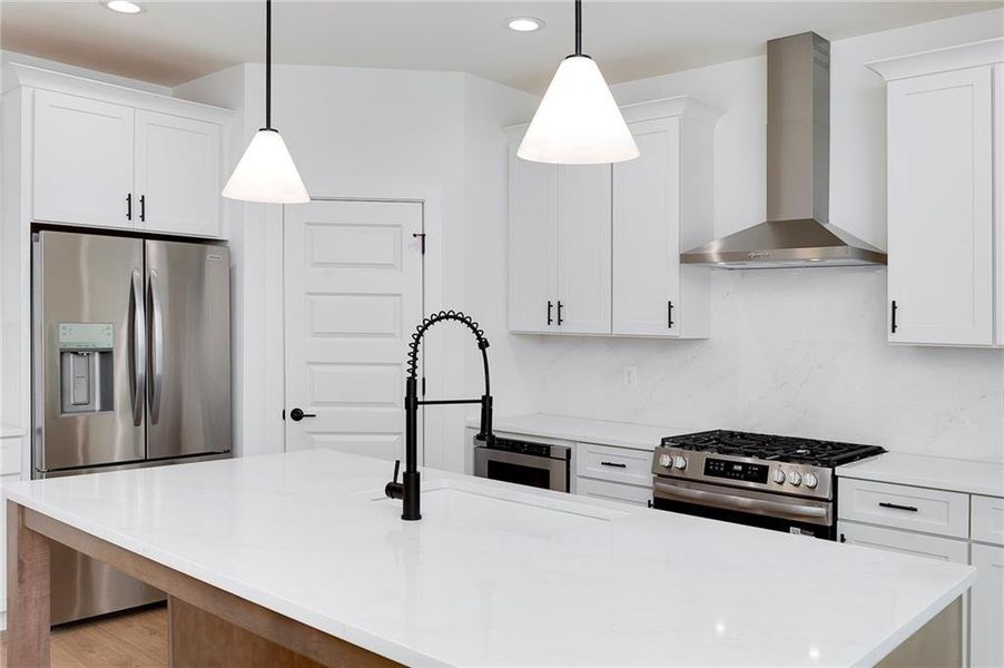 Furnished interior view inside a new home in , Gainesville (Image 9).