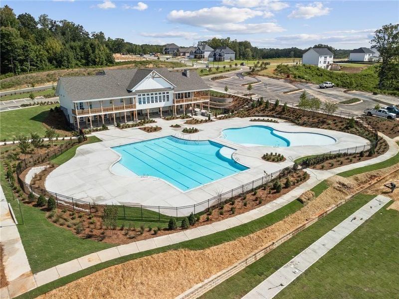 Community amenities in The Estates at Gainesville Township, Gainesville (Image 33).