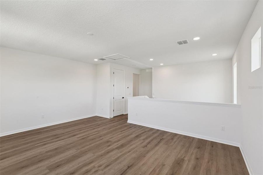 Spacious, unfurnished interior of a new home in Primrose at Longleaf, New Port Richey (Image 32).