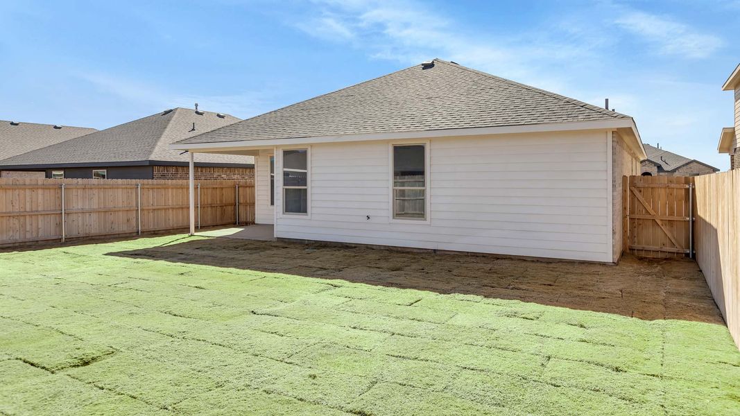 Exterior details and patio area of a home in Allen Farms, Lubbock (Image 16).