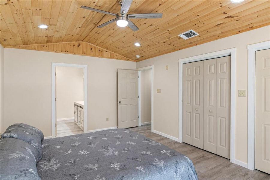 Image 36 of a home in . Image 36 of a home in .