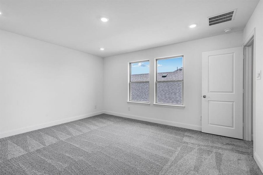 Spacious, unfurnished interior of a new home in Cross Creek Meadows 40s, Celina (Image 16). Spacious, unfurnished interior of a new home in Cross Creek Meadows 40s, Celina (Image 16).