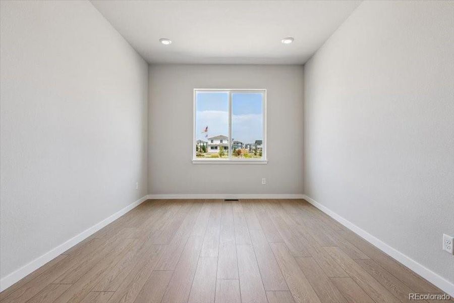 Spacious, unfurnished interior of a new home in Prestige Collection at Parkdale Commons, Lafayette (Image 22). Spacious, unfurnished interior of a new home in Prestige Collection at Parkdale Commons, Lafayette (Image 22).