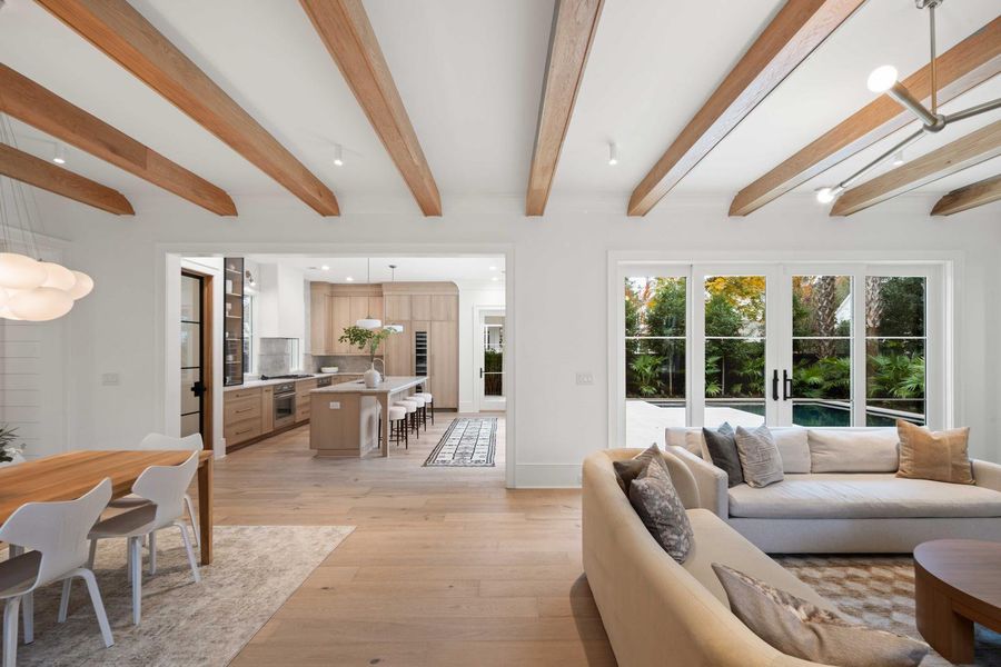 Community amenities in , Mount Pleasant (Image 48).