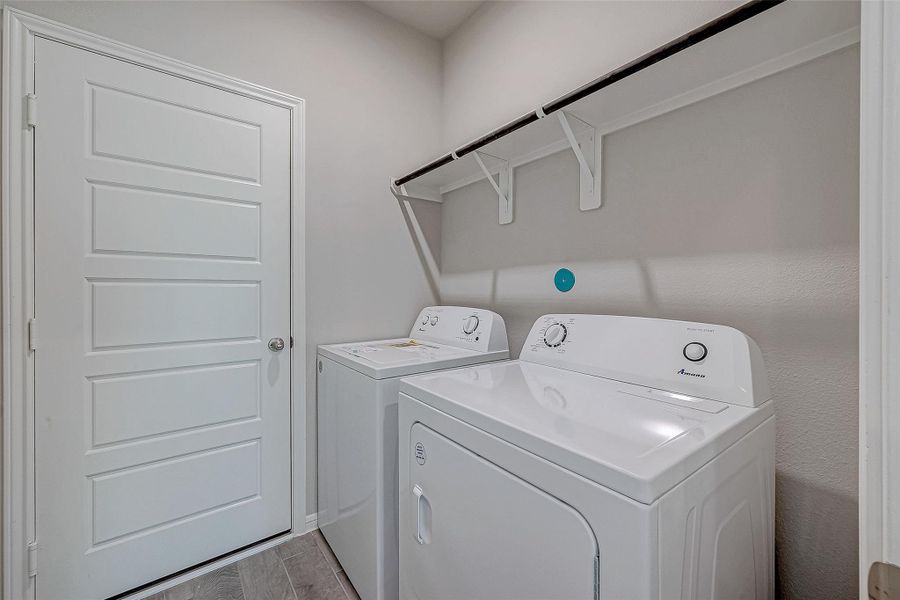 Furnished interior view inside a new home in Woodland Lakes, Houston (Image 11). Furnished interior view inside a new home in Woodland Lakes, Houston (Image 11).