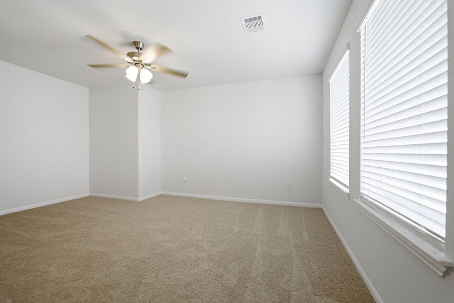 Spacious, unfurnished interior of a new home in Windrose Green, Angleton (Image 43).