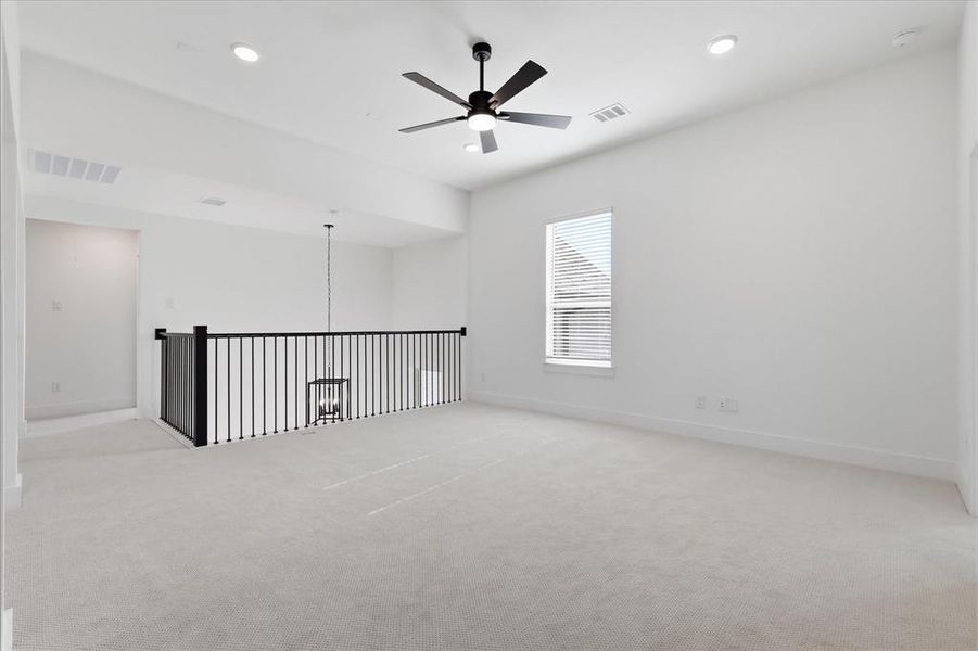 Spacious, unfurnished interior of a new home in Cambridge Estates - Harwood, Prosper (Image 38). Spacious, unfurnished interior of a new home in Cambridge Estates - Harwood, Prosper (Image 38).