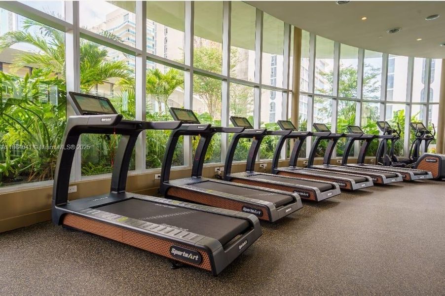 Community amenities in Aria Reserve, Miami (Image 40). Community amenities in Aria Reserve, Miami (Image 40).