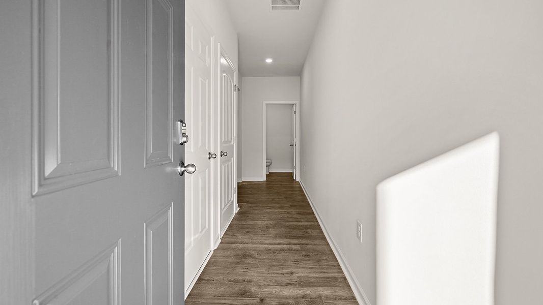 Spacious, unfurnished interior of a new home in Greyton Springs Place, Buford (Image 13).