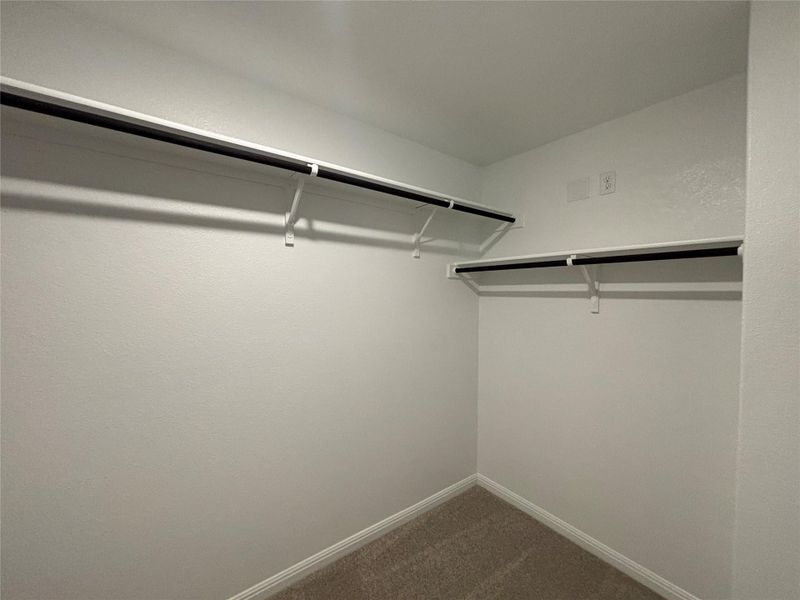 Spacious, unfurnished interior of a new home in Cannon Ranch 45s, Dripping Springs (Image 32).