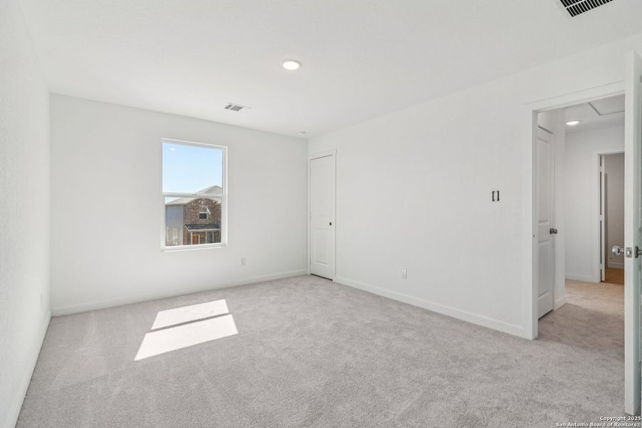 Spacious, unfurnished interior of a new home in Summerlin: Eventide Collection, San Antonio (Image 35).