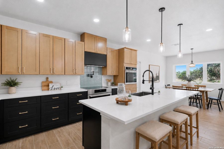 Furnished interior view inside a new home in , Bandera (Image 9).