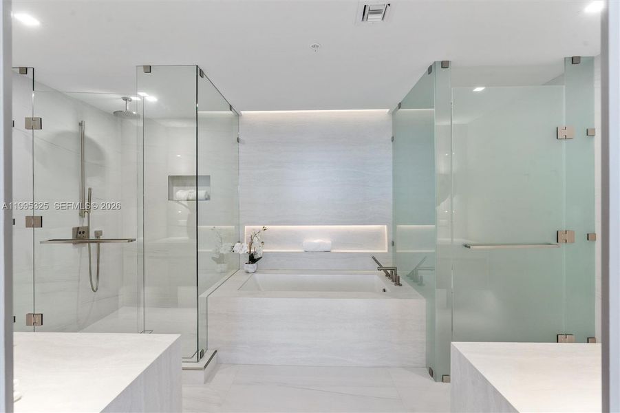 Furnished interior view inside a new home in , Pompano Beach (Image 16).