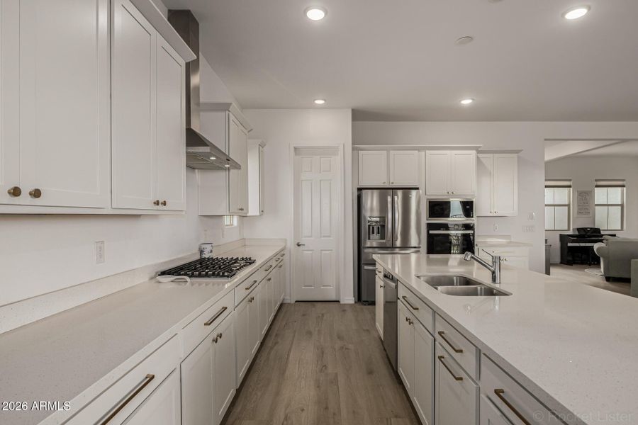 Upgraded Kitchen Features