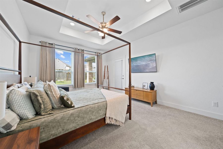 Furnished interior view inside a new home in Sorella, Tomball (Image 29).