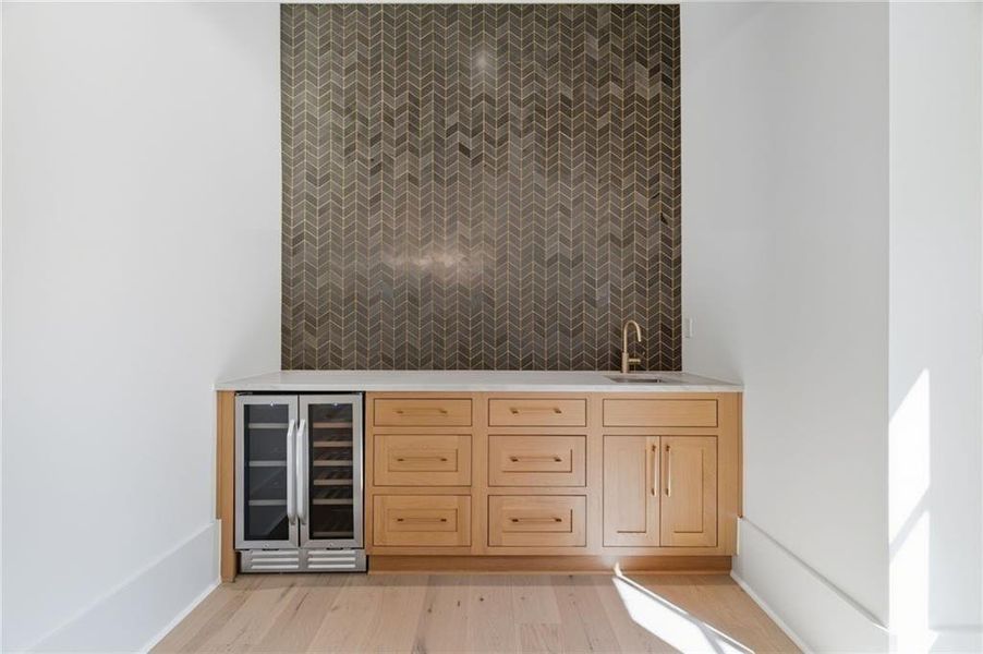 Furnished interior view inside a new home in , Alpharetta (Image 10).