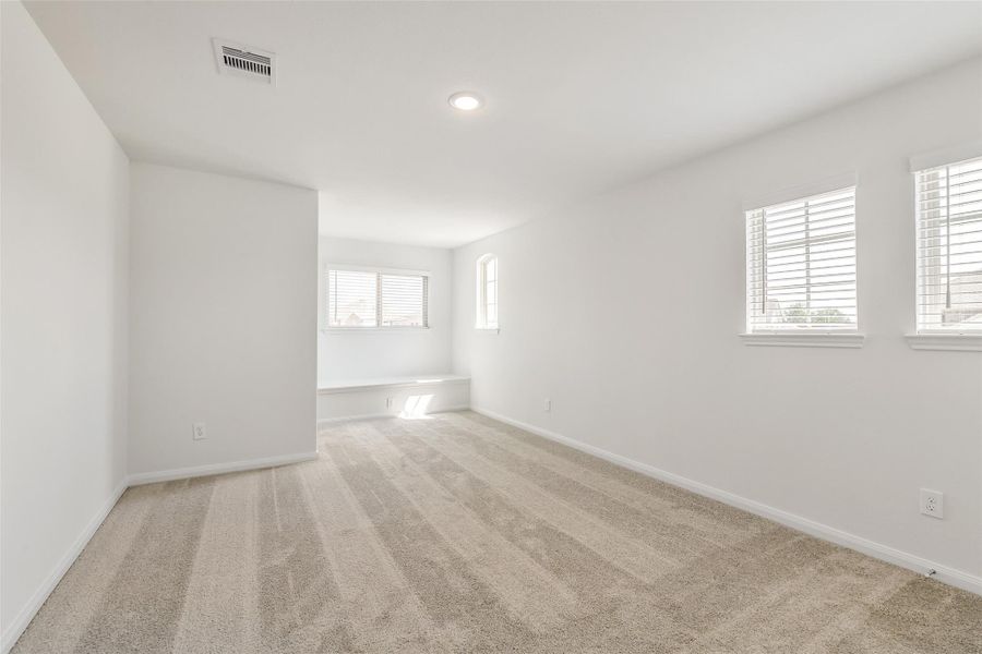 Spacious, unfurnished interior of a new home in Stone Creek Ranch, Hockley (Image 42). Spacious, unfurnished interior of a new home in Stone Creek Ranch, Hockley (Image 42).