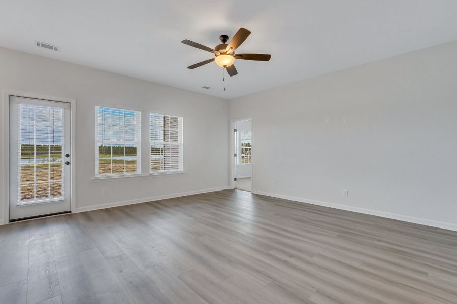Representative unfurnished interior of a home built from the The Norman by RTS Homes in Doctor's Creek, Ludowici (Image 32).