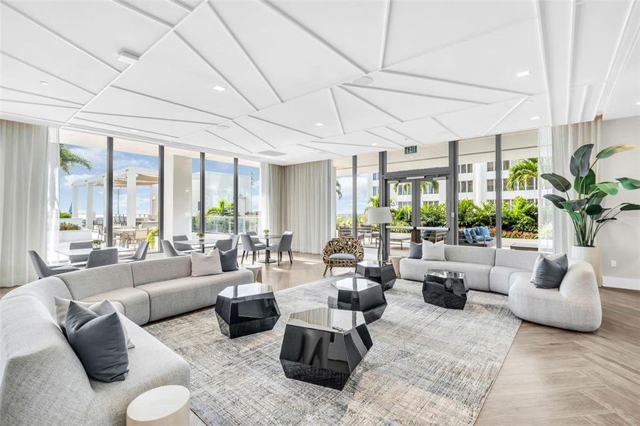 Community amenities in , St. Petersburg (Image 54).