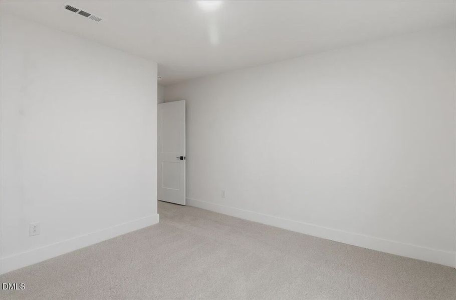 Spacious, unfurnished interior of a new home in Jackson Ridge, Pikeville (Image 23).