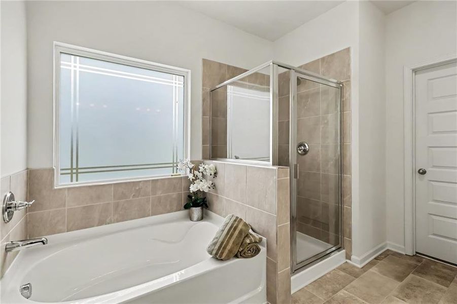 Furnished interior view inside a new home in , Cartersville (Image 9).
