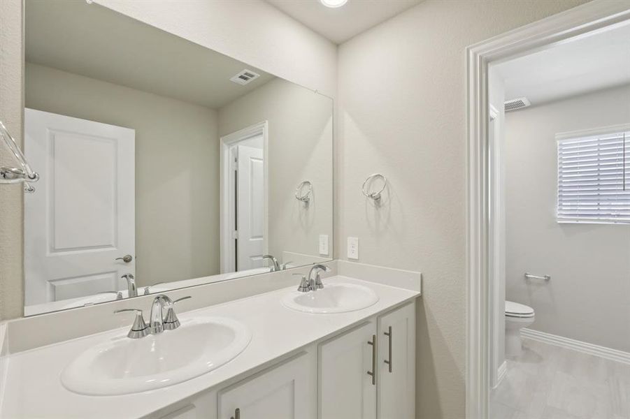 Photo is not of the actual home, but is an inspirational photo of builder’s model home and may depict options, furnishings, and/or decorator features that are not included. Photo is not of the actual home, but is an inspirational photo of builder’s model home and may depict options, furnishings, and/or decorator features that are not included.