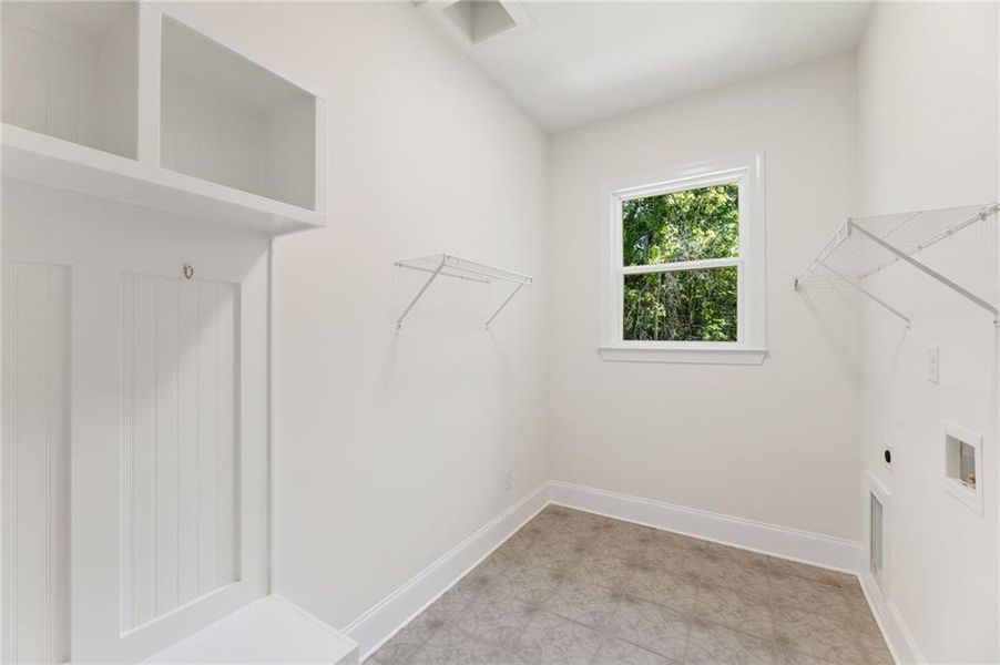 Spacious, unfurnished interior of a new home in Chattahoochee Reserve, Cumming (Image 67).