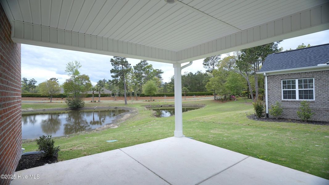 Image 36 of a home in Palmetto Creek.