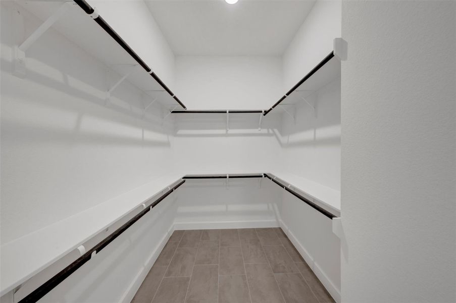 Spacious, unfurnished interior of a new home in Riceland - Enclave Collection, Mont Belvieu (Image 25). Spacious, unfurnished interior of a new home in Riceland - Enclave Collection, Mont Belvieu (Image 25).