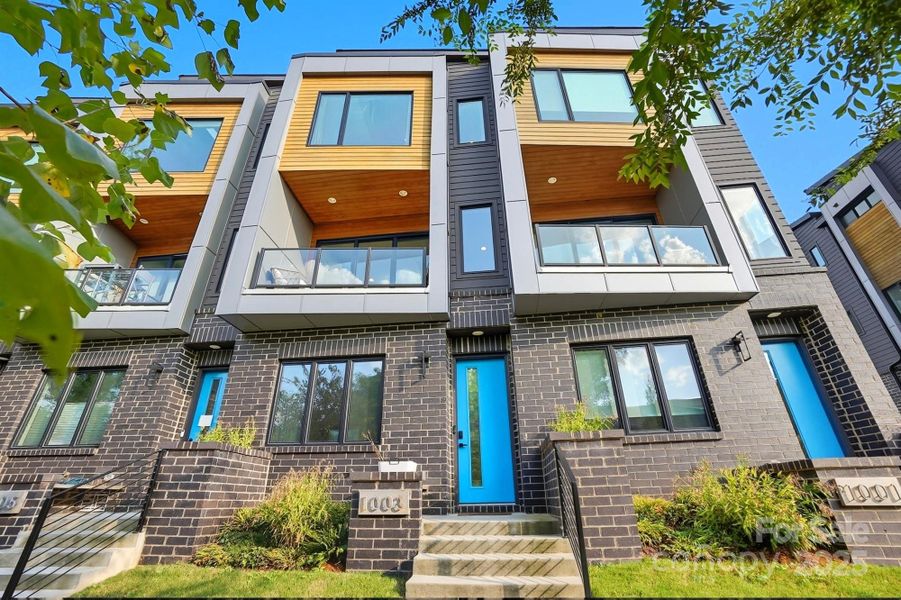 Image 29 of a home in . Image 29 of a home in .