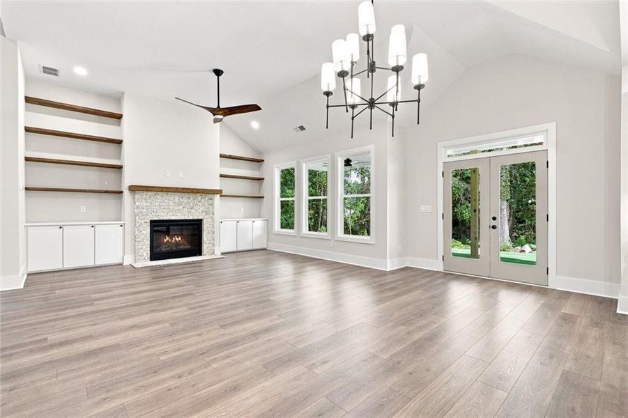 Spacious, unfurnished interior of a new home in , Marietta (Image 27).