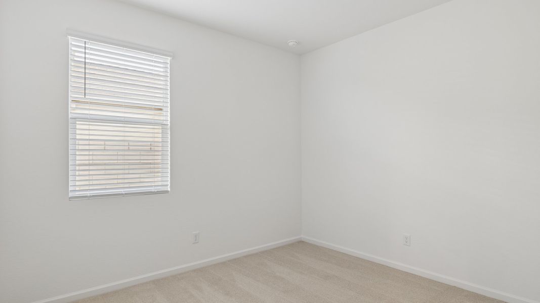 Spacious, unfurnished interior of a new home in Copper Falls, Buckeye (Image 15).