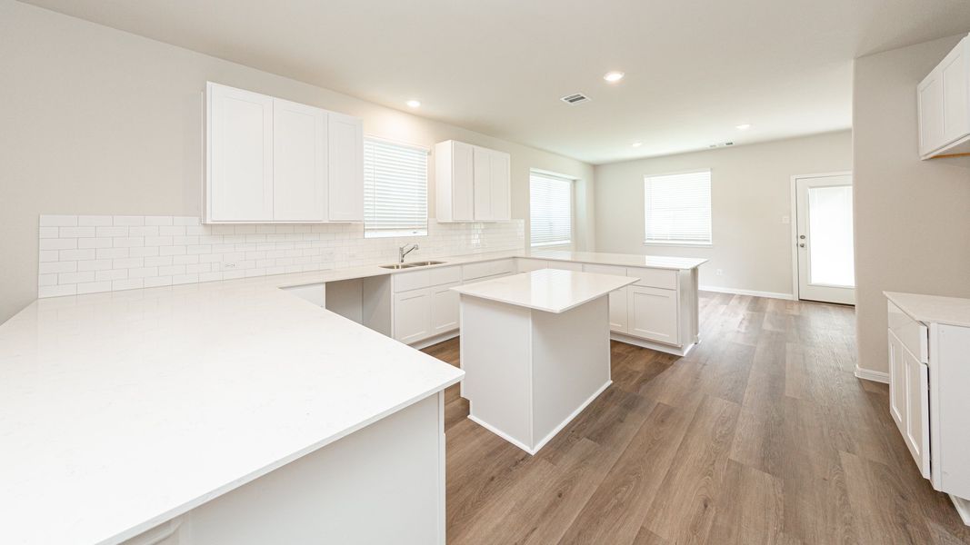 Kitchen to Dining Area Kitchen to Dining Area