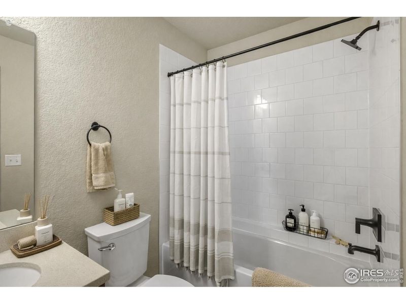 Furnished interior view inside a new home in Waterfield, Fort Collins (Image 11).