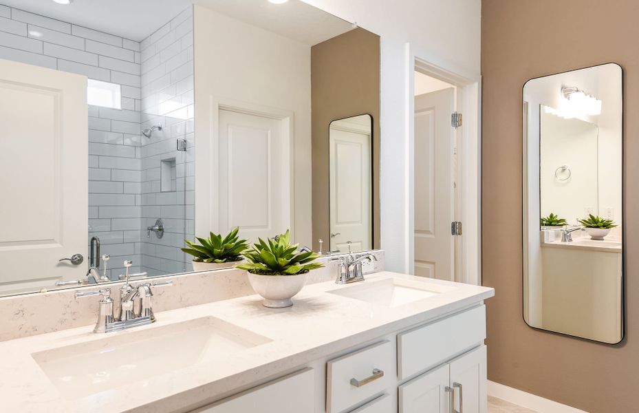 Furnished interior view inside a new home in Del Webb Stone Creek, Ocala (Image 16).