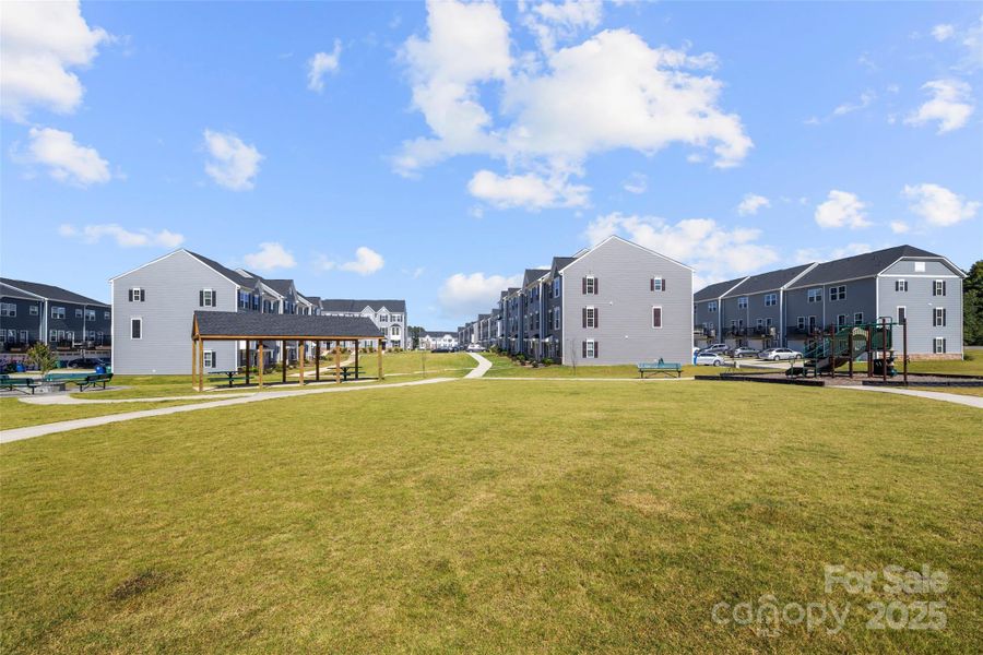 Image 28 of a home in . Image 28 of a home in .