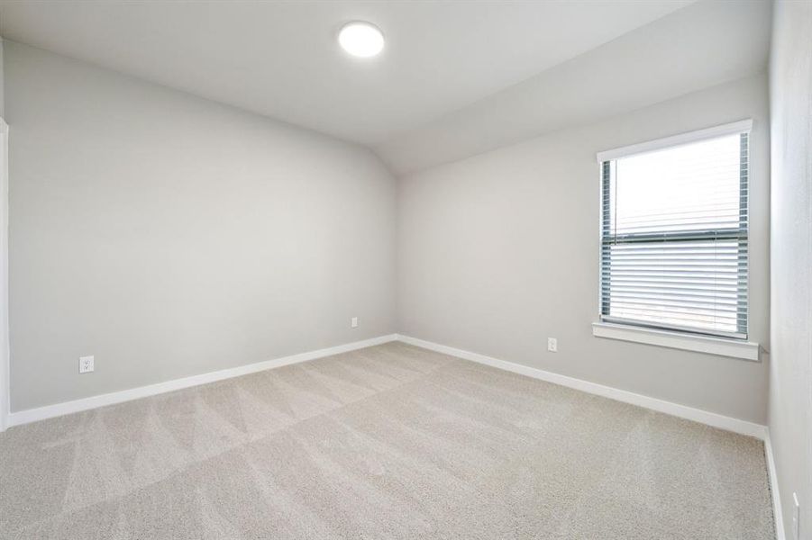 Spacious, unfurnished interior of a new home in Lakehaven, Farmersville (Image 17).