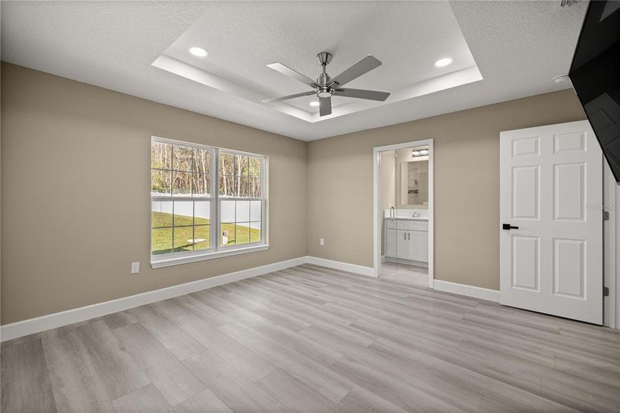 Spacious, unfurnished interior of a new home in , Belleview (Image 18).