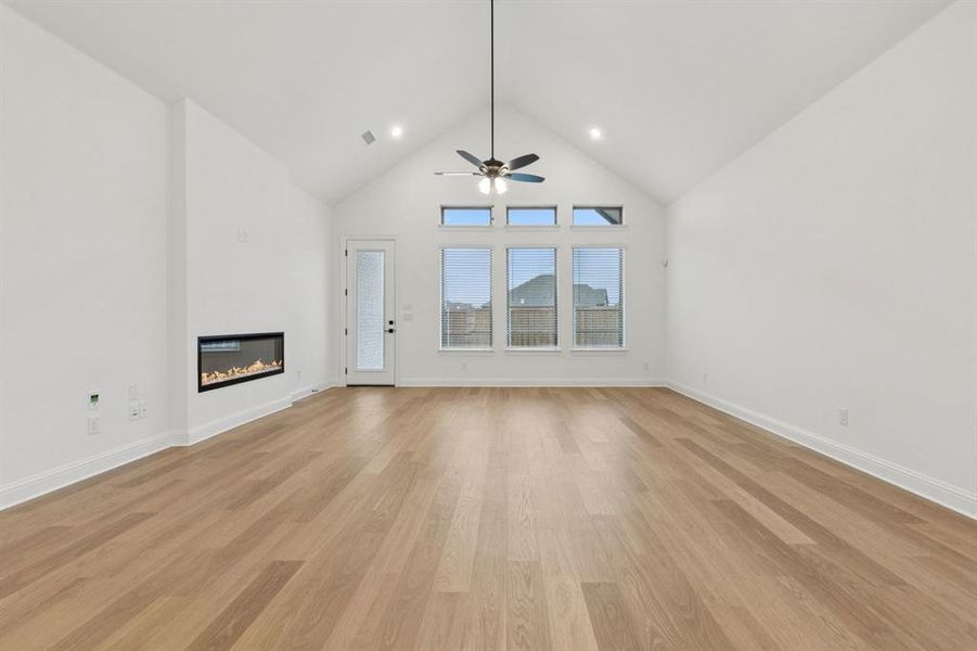 21-9717Flourishing_021